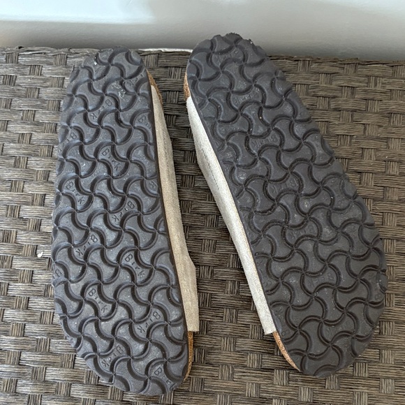 Birkenstock Light Tan Suede Sandals - Picture 4 of 4